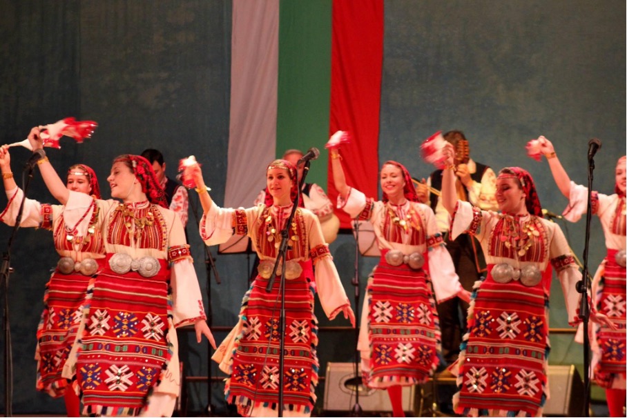 На сцена